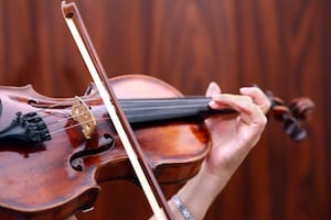 Top 11 Vorteile des Lernens und Spielens von Geige