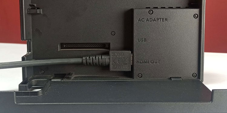 Switch an HDMI-Port anschließen