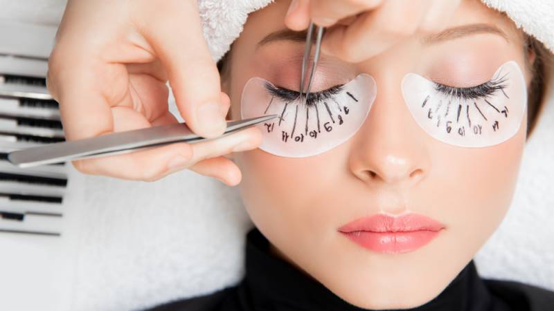 Can Eyelash Extensions Cause Headaches?