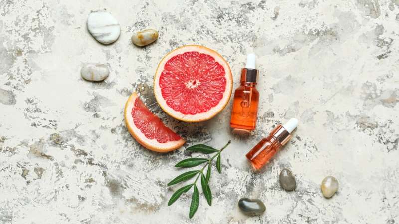 Grapefruit Oil for Hair: Benefits, Uses, and Side Effects